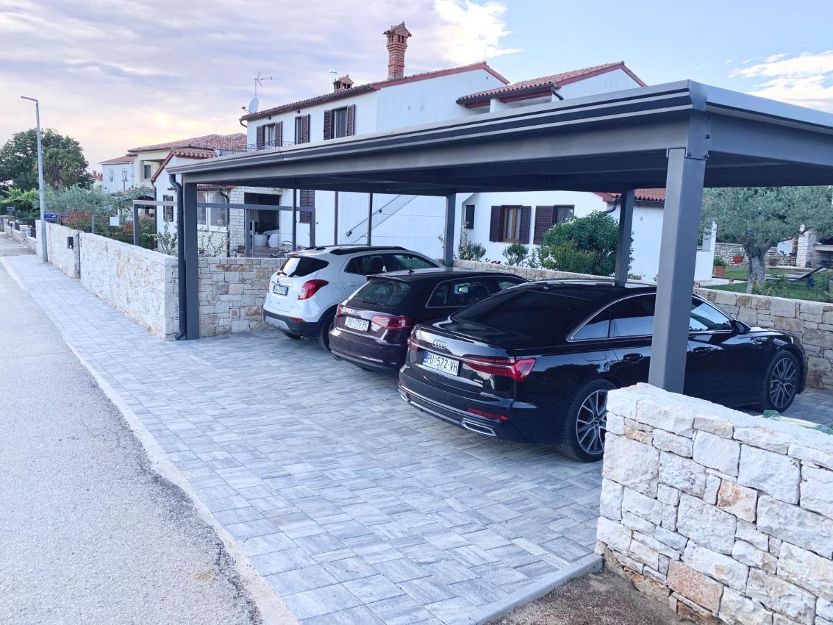 Apartments & Room Piutti Bale Exterior photo